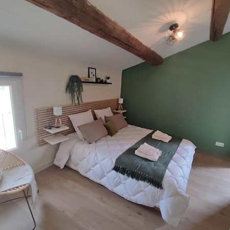 Appartement Au Calme Proche Centre Villeneuve-lès-Avignon Eksteriør bilde