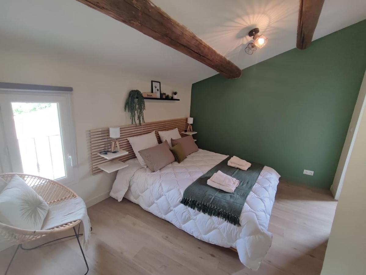 Appartement Au Calme Proche Centre Villeneuve-lès-Avignon Eksteriør bilde